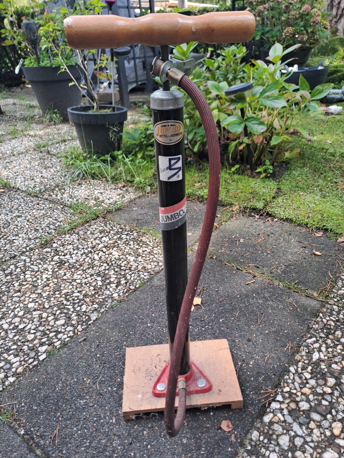 Jumbo fiets- en autobandpomp met houten handvat, Ophalen of Verzenden, Gebruikt