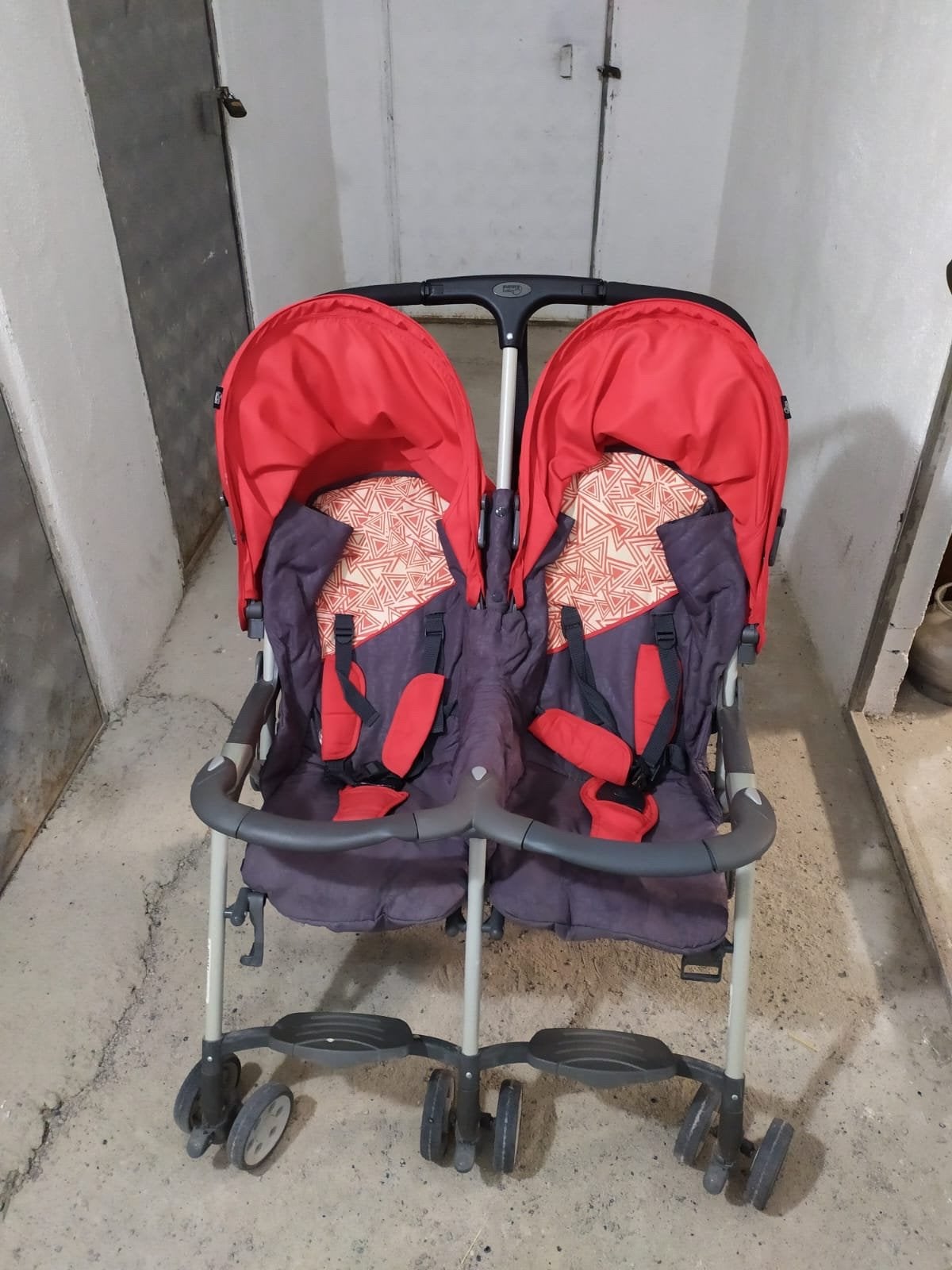 Tweelingbuggy - Handig en Compact, Kinderen en Baby's, Buggy's, Ophalen, Gebruikt, Overige merken, Duomodel
