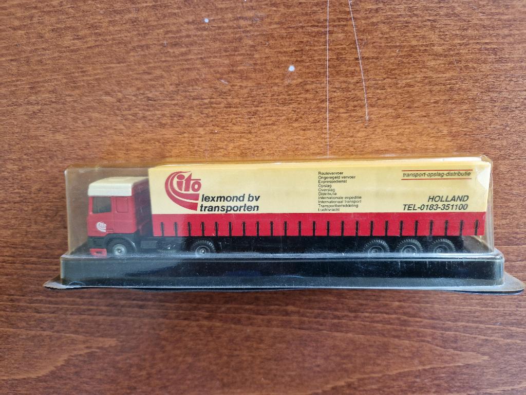 10 stuks Miniatuur vrachtauto's nieuw in de verpakking, Ophalen of Verzenden, Nieuw, Bus of Vrachtwagen