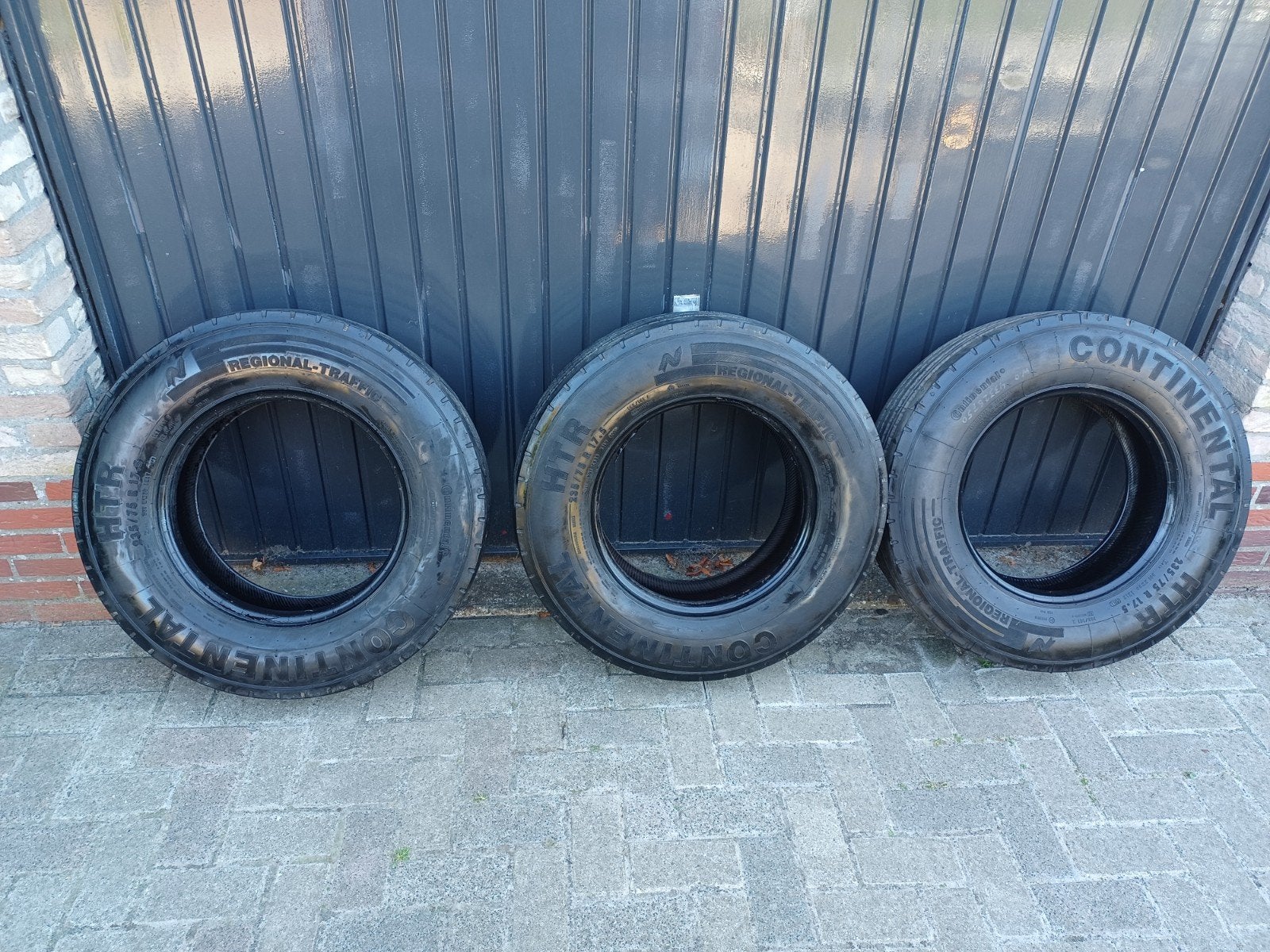 Continental 235/75R17.5 HTR dieplader vrachtwagen, Ophalen of Verzenden, Continental, Band, Band