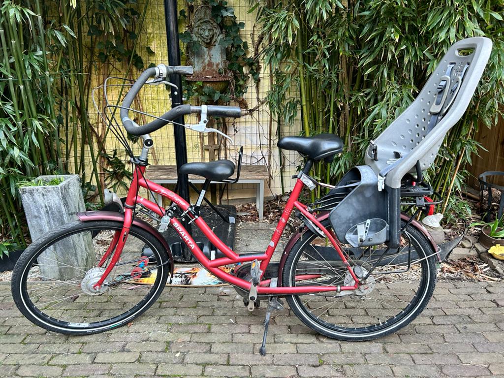 Sparta Amazone moederfiets met kinderzitjes, Fietsen en Brommers, Fietsen | Dames | Moederfietsen, Gebruikt, Sparta, 2 zitjes