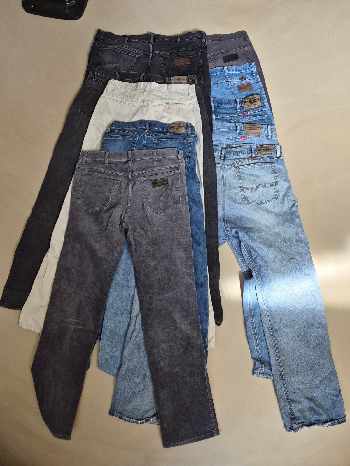 Assortiment van 10 Wrangler Jeans - Diverse Kleuren/Maten, Kleding | Heren, Spijkerbroeken en Jeans, Overige kleuren, Wrangler