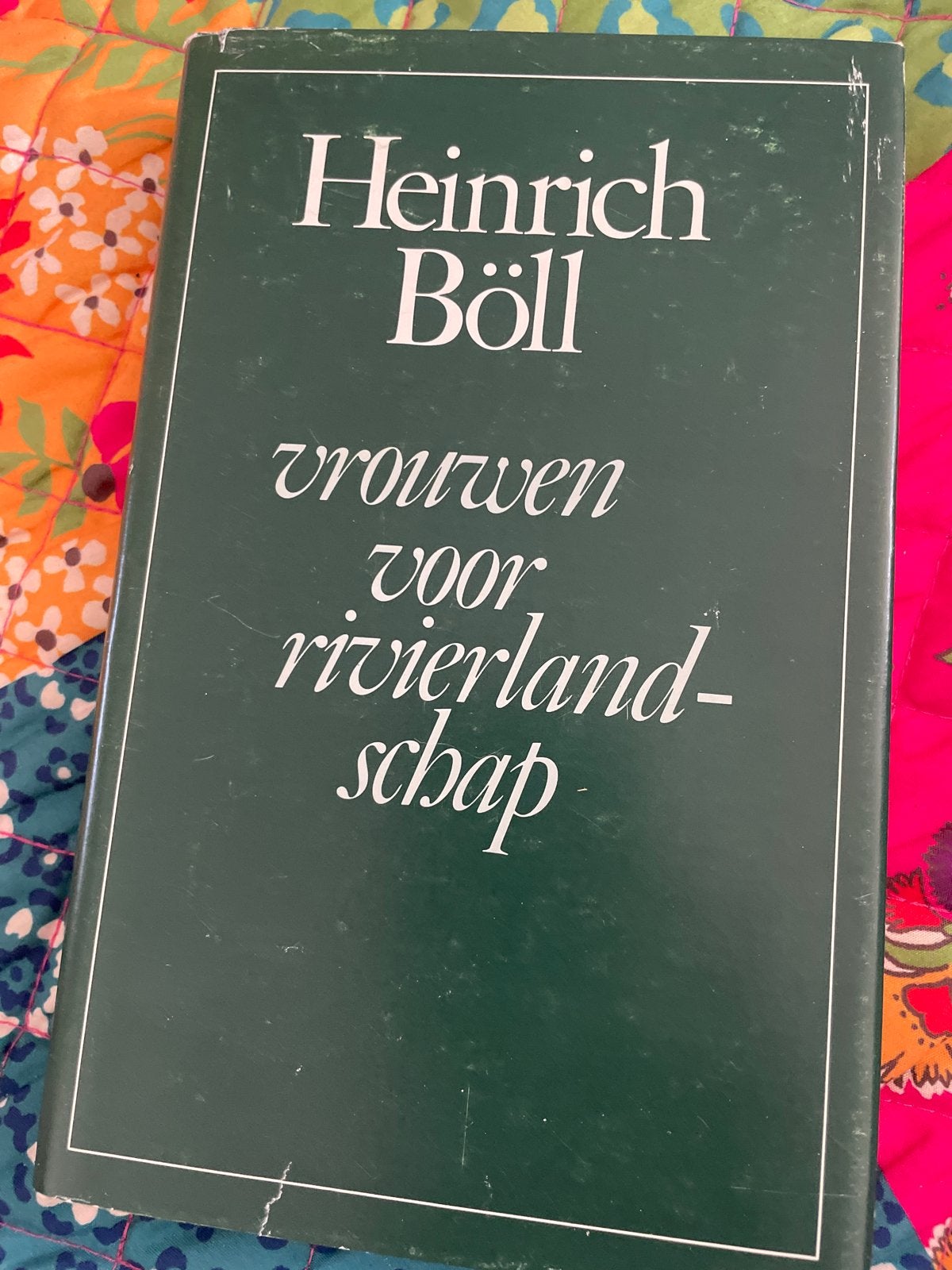 Vrouwen voor rivierlandschap - Heinrich Böll, Boeken, Ophalen of Verzenden, Gelezen, Europa overig