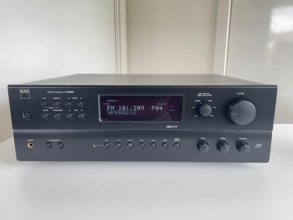 NAD C725BEE Receiver – Zeer nette staat – Volledig werkend, Ophalen of Verzenden, Zo goed als nieuw, Stereo, Overige merken