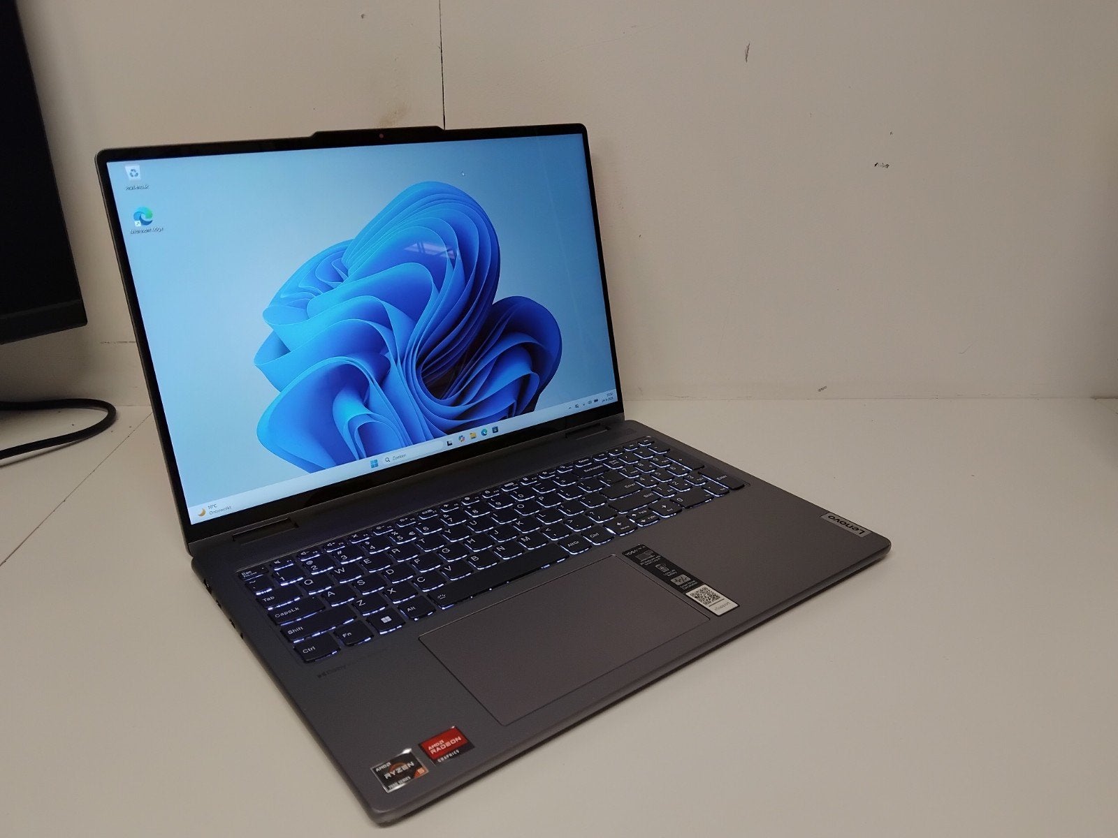 Lenovo Yoga 7 16ARP8 16 inch 2-in-1 Touchscreen 16GB 512GB, Gebruikt, 2 tot 3 Ghz, Qwerty, AMD Ryzen 5 7535U 6 Cores