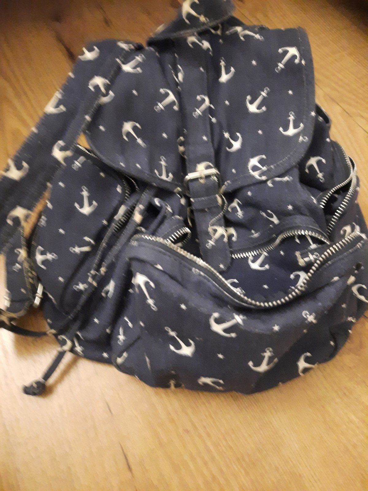 Bershka rugtas met ankerprint - zo goed als nieuw, 25 tot 40 cm, Zo goed als nieuw, Ophalen, Overige merken