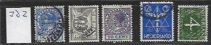 Perfins Nederland  - - -   5  zegels met Perfin JDZ, Verzenden, T/m 1940, Gestempeld