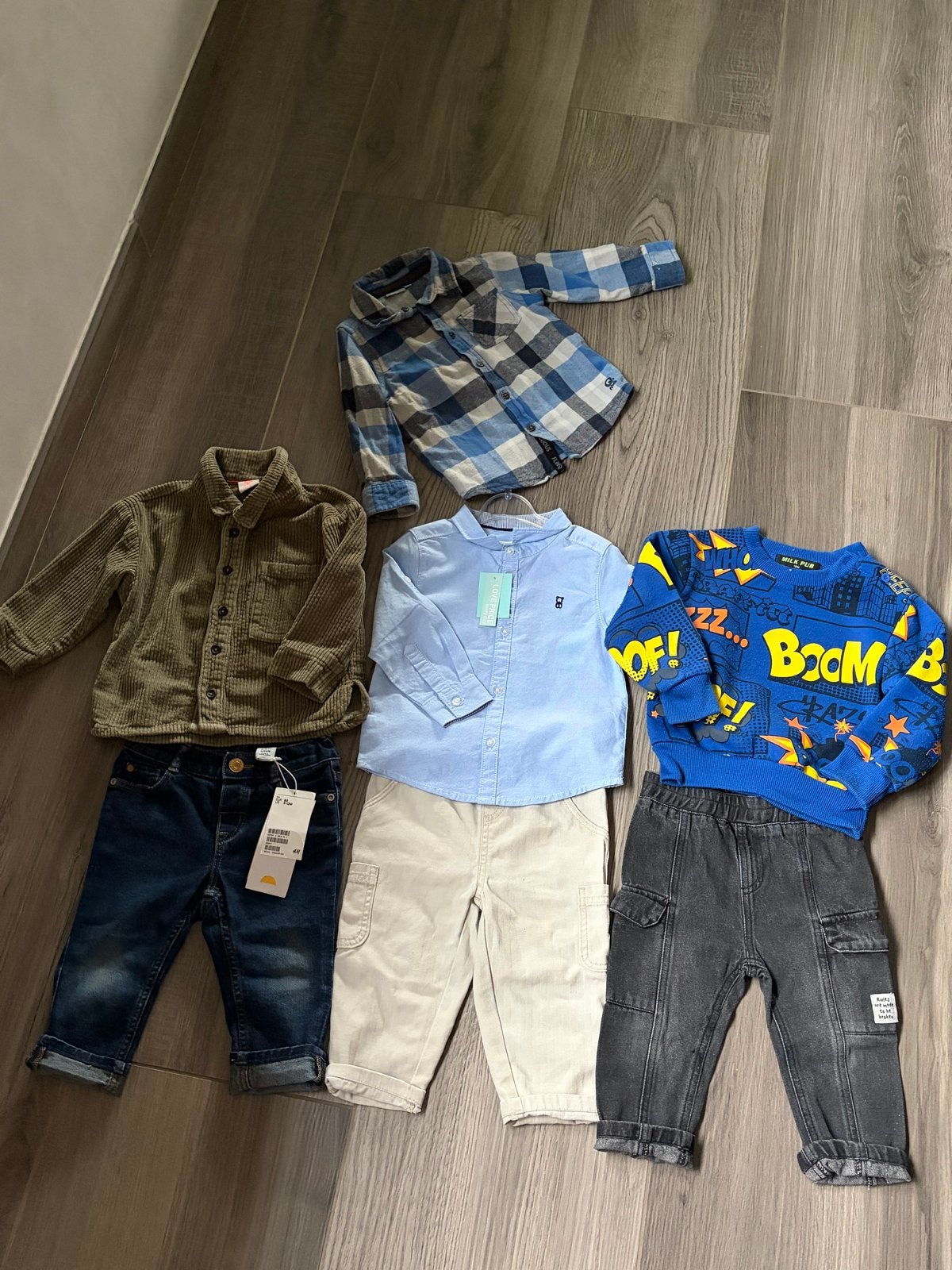 Stoere jongens setjes maat 80/86, deels nieuw met prijskaart, Kinderen en Baby's, Babykleding | Maat 80, Ophalen of Verzenden