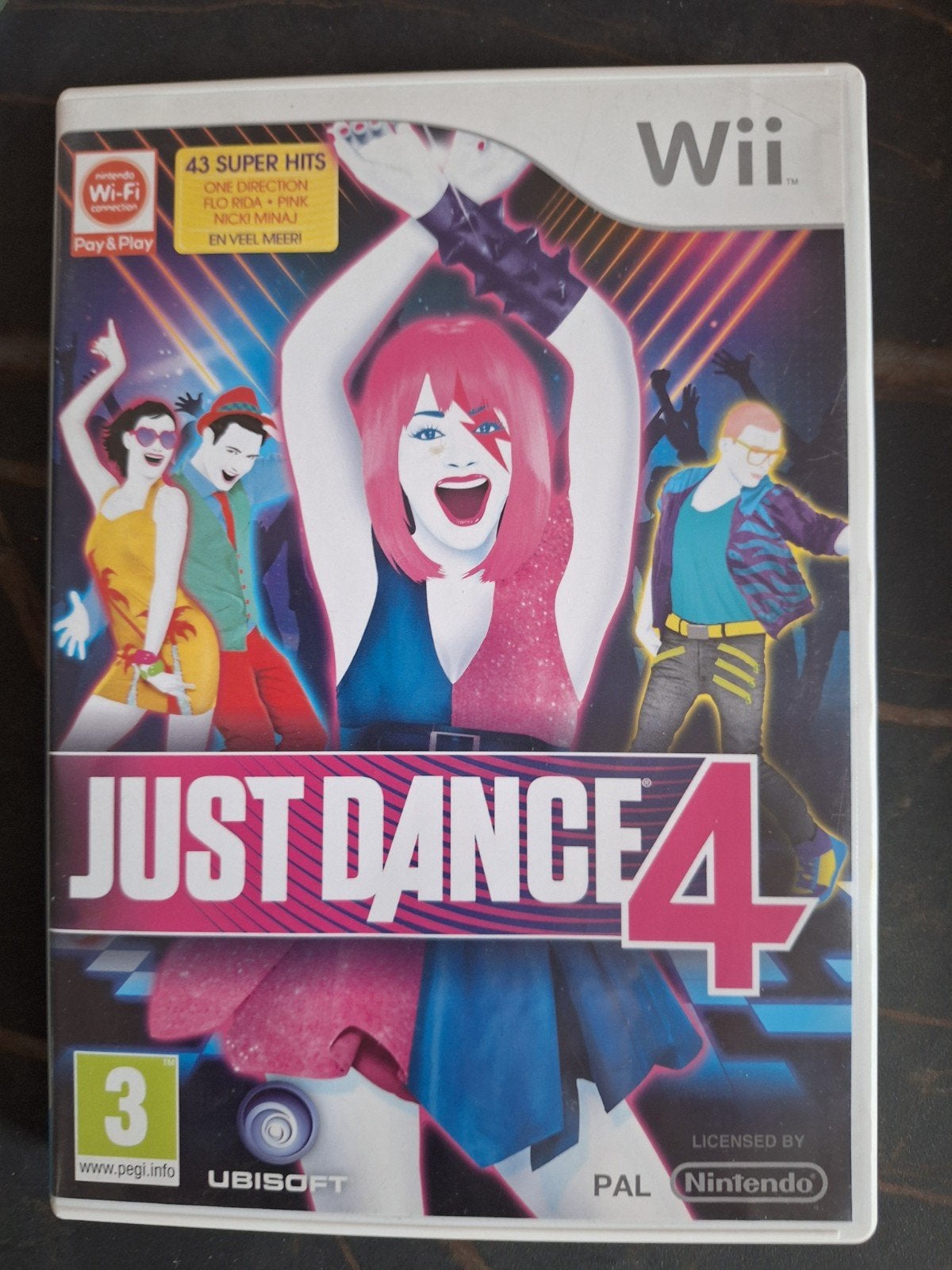 Just Dance 4, Wii, Spelcomputers en Games, Games | Nintendo Wii, Overige genres, Ophalen of Verzenden, Zo goed als nieuw, 3 spelers of meer