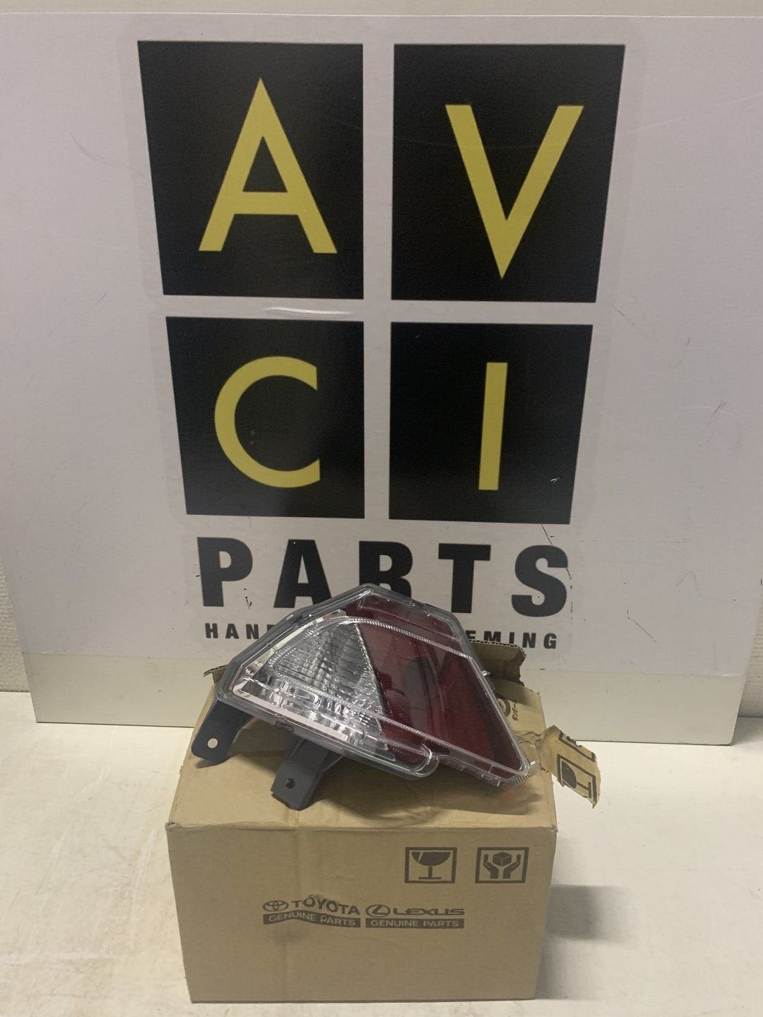 Toyota Rav IV facelift achterlicht links 81456-42060 origine, Gebruikt, -, -, Ophalen of Verzenden