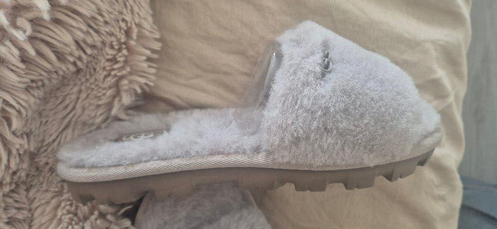 Ugg Pantoffels, UGG, Beige, Nieuw, Ophalen of Verzenden