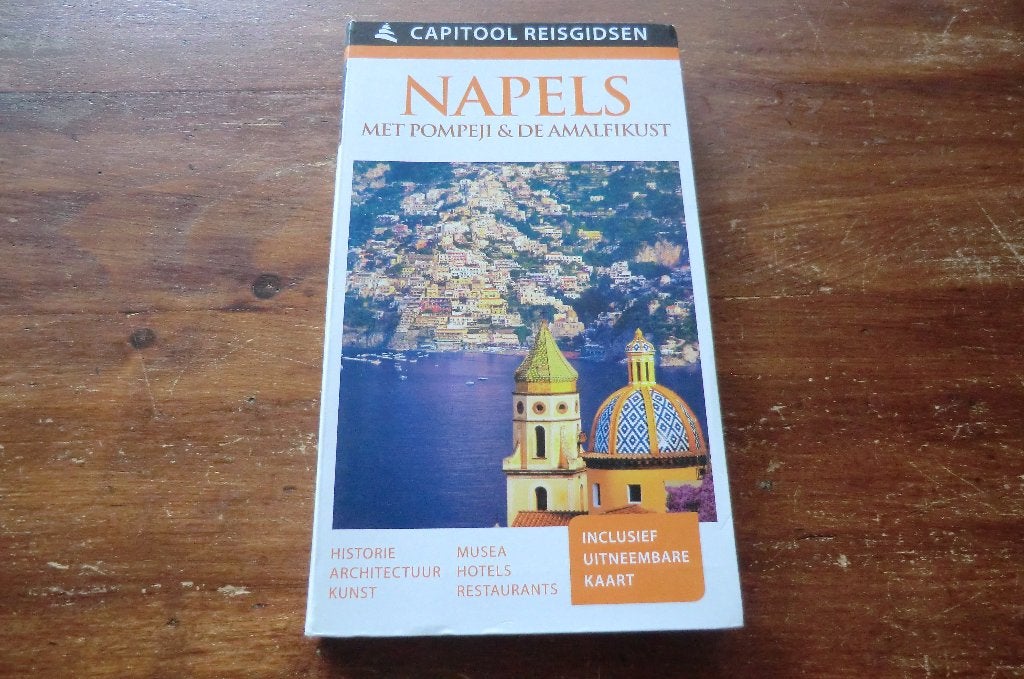 reisgids - Napels, Pompeji & de Amalfikust - capitool (2015), Gelezen, Capitool, Europa, Ophalen of Verzenden
