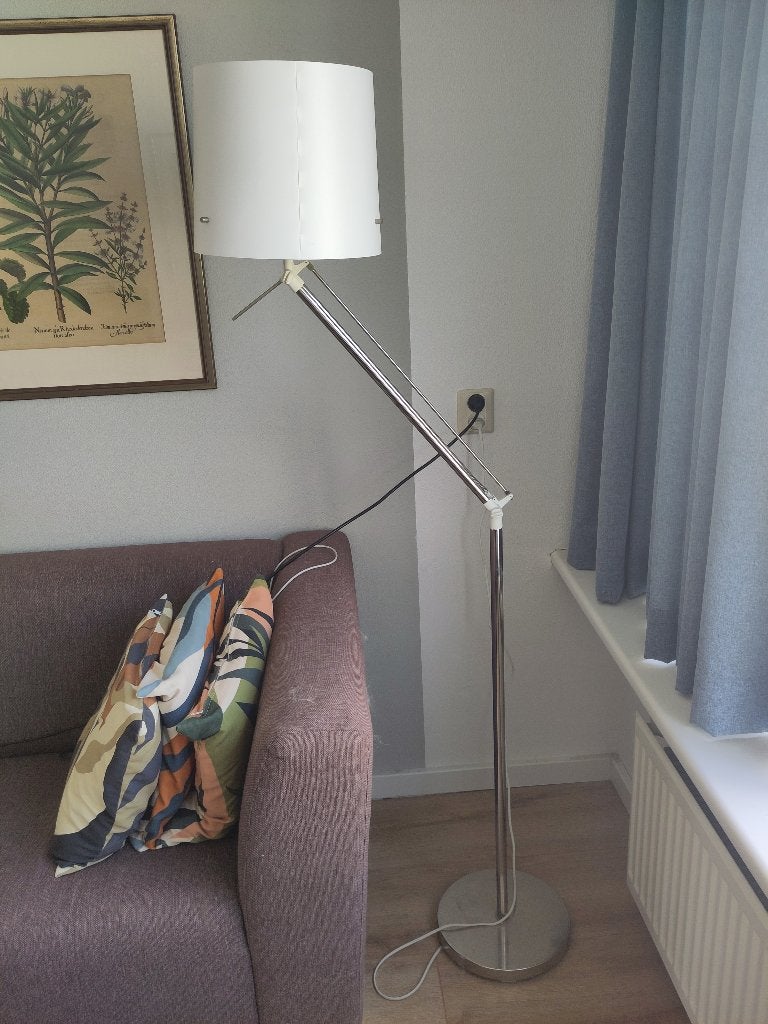 IKEA Samtid staande lamp, Huis en Inrichting, Lampen | Vloerlampen, Ophalen, Gebruikt, Metaal, 150 tot 200 cm