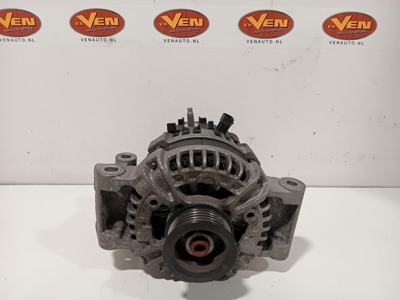 Dynamo Opel Astra, Onderdelen@venauto.nl, Van der Ven Autorecycling B.V., Gebruikt, Ettenseweg 76, 4706 PB Roosendaal, The Netherlands