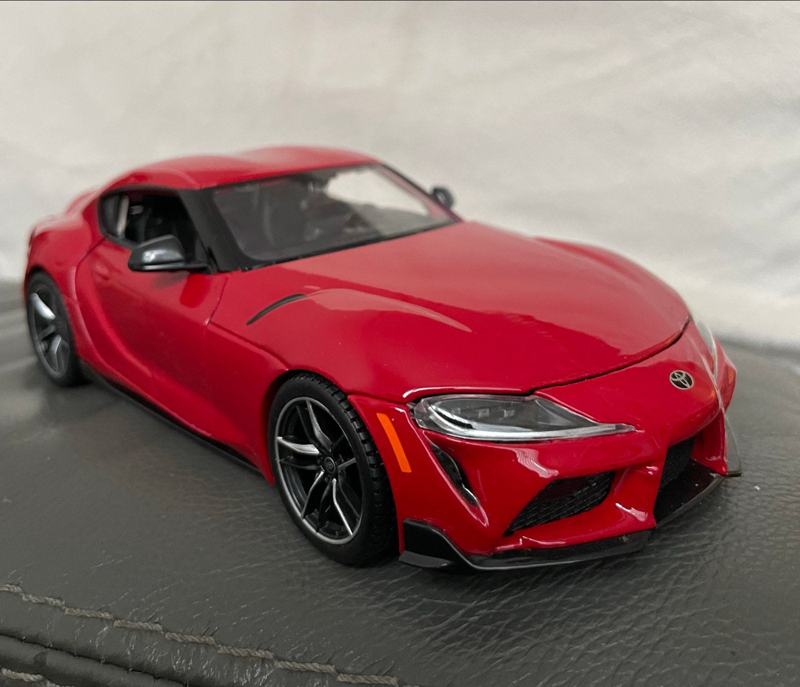 Toyota Supra GR Diecast Model - Rood, in originele doos, Ophalen of Verzenden, Nieuw, Auto, Overige merken