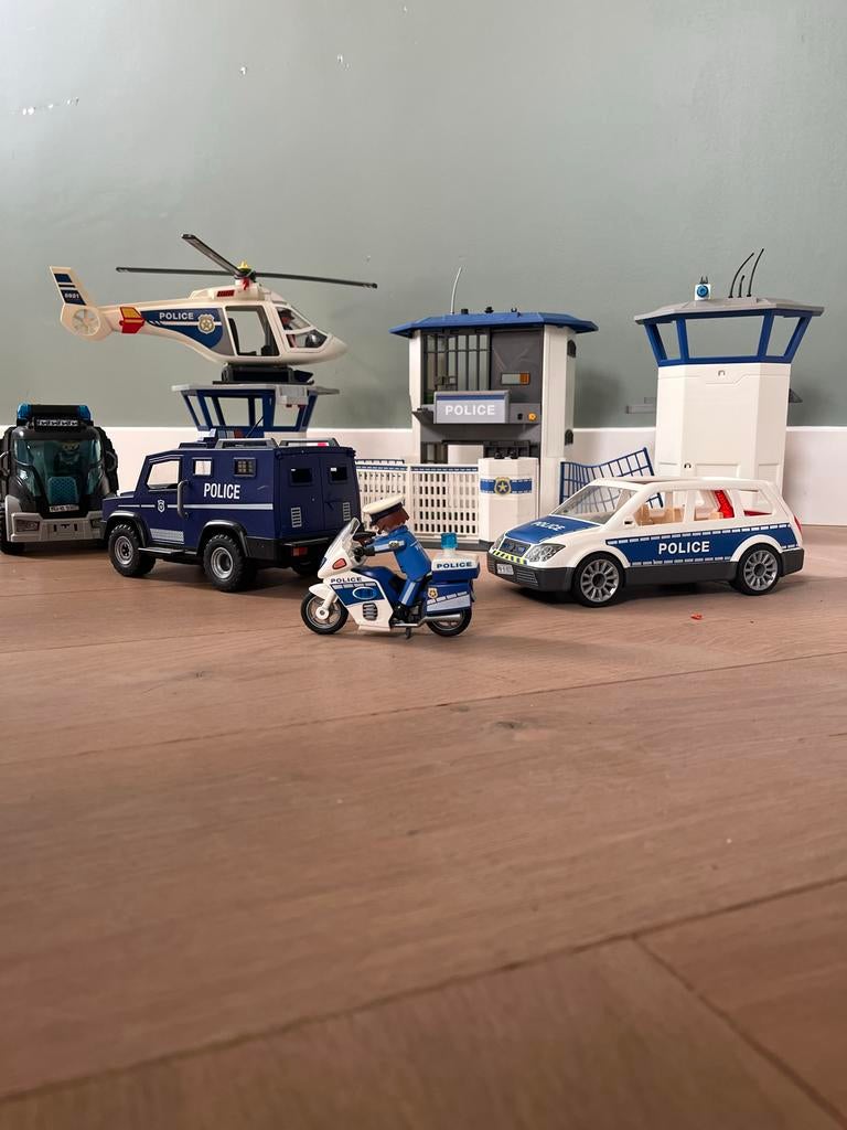 Playmobil Politie set met voertuigen en gebouwen, Ophalen, Gebruikt, Complete set