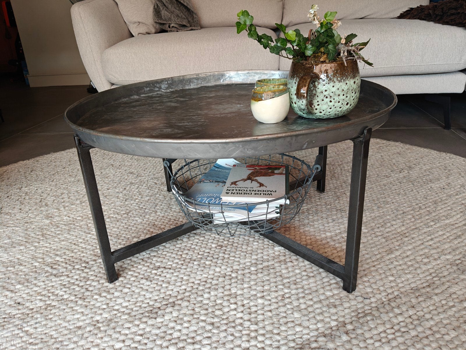 leuke ronde metalen salontafel of bijzettafel, Ophalen, Rond