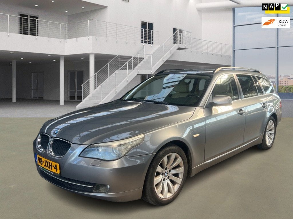 BMW 5-serie Touring 520i Corporate Lease Business Line AUTOM, Automaat, Achterwielaandrijving, 4 cilinders, 163 pk