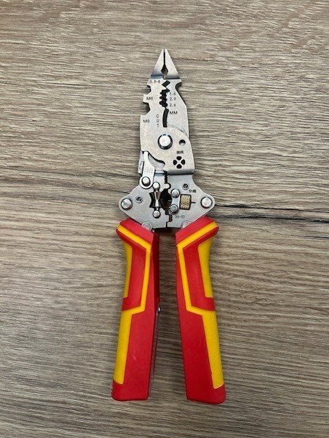 Multifunctionele, VDE-geïsoleerde strip- en installatietang, Ophalen, Nieuw, Kabel of Snoer