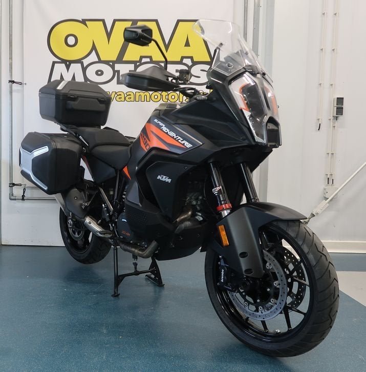 KTM 1290 SUPER ADVENTURE S (bj 2021) 26,300 km, Motoren, 2 cilinders, KTM, Motorrijbewijs A, Bedrijf