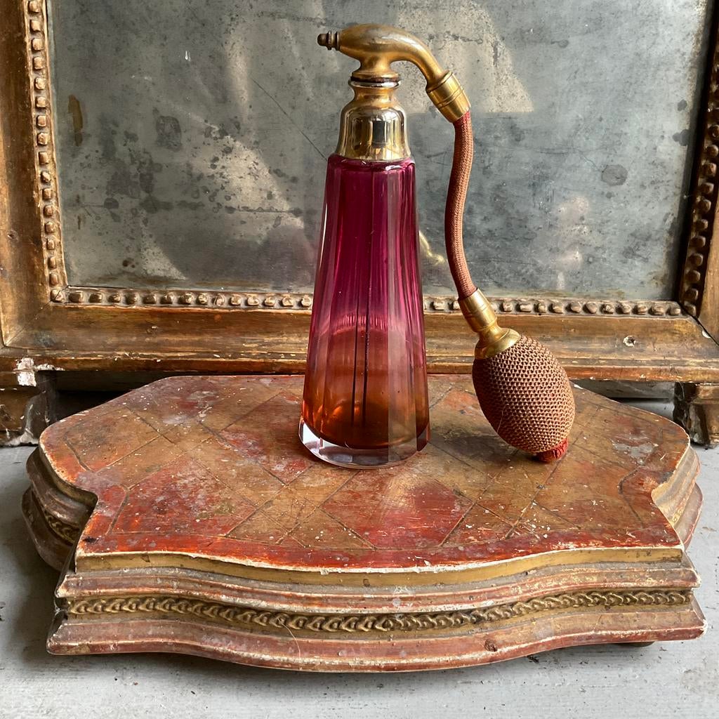 Art deco perfumflesje *tres jolie Duiven*, Verzenden, Gebruikt, Parfumfles
