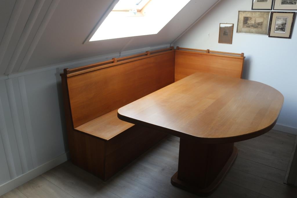 hoekbank en tafel, Ophalen, Gebruikt, Eikenhout, Vijf personen of meer