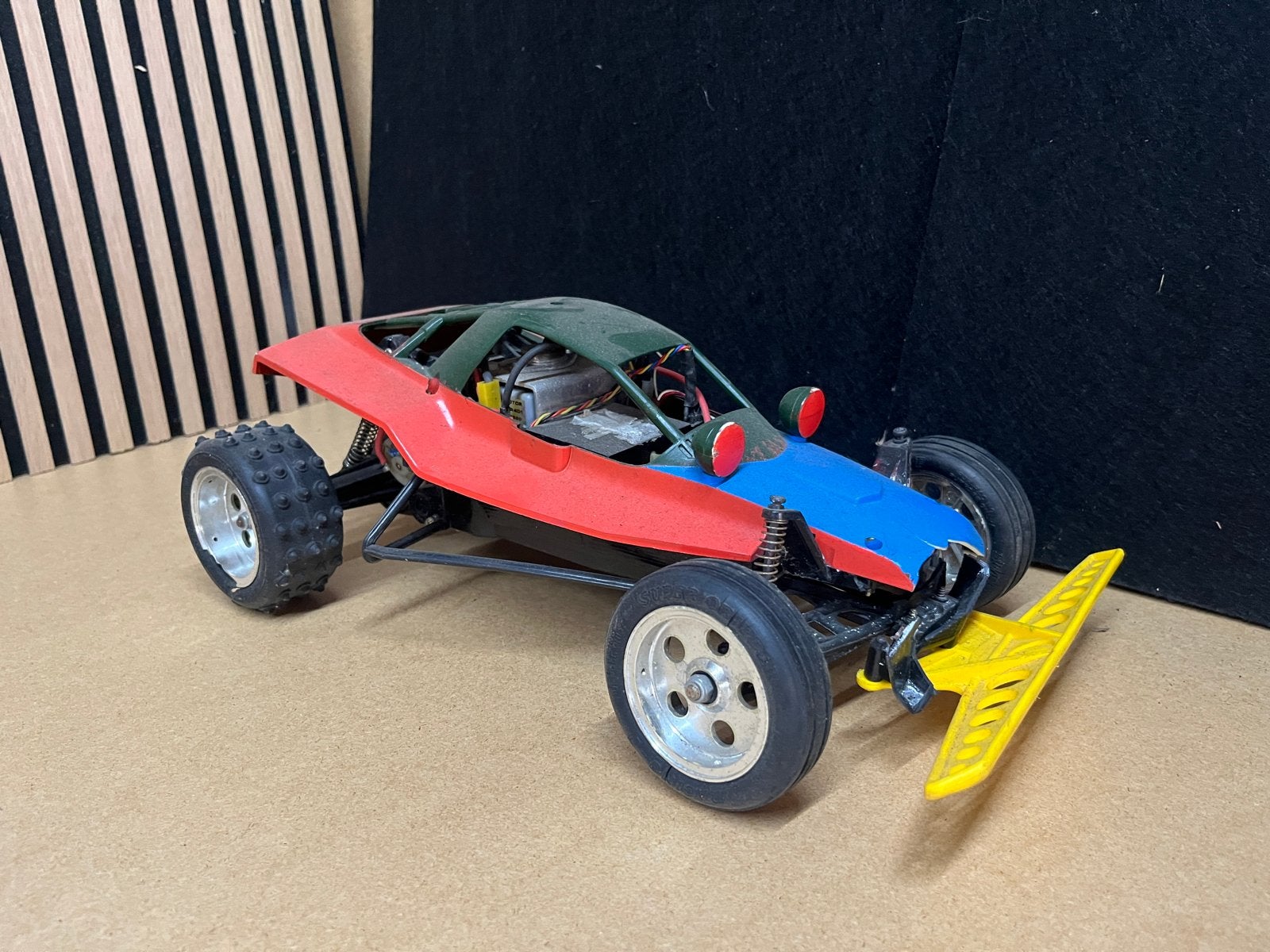 Vintage RC Buggy - academy, Elektro, Gebruikt, Auto offroad, Ophalen of Verzenden