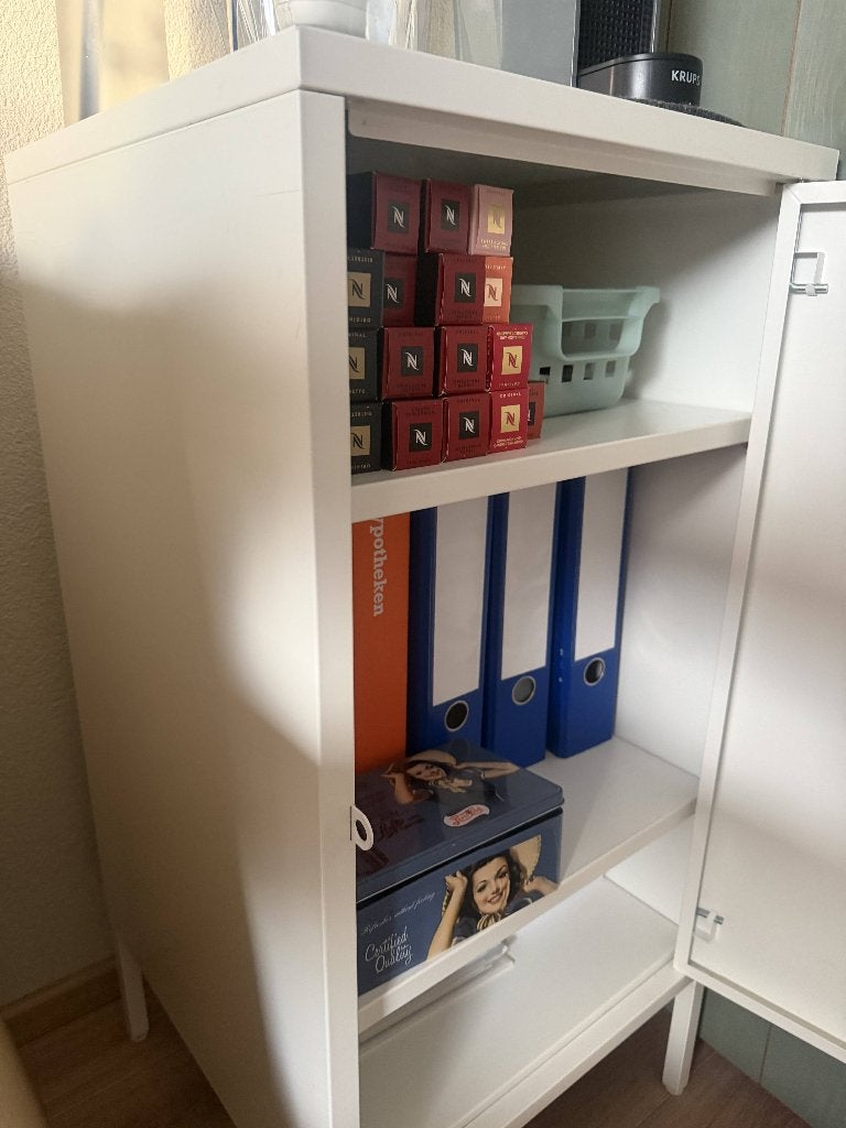 IKEA Witte kast metaal, Huis en Inrichting, Kasten | Lockerkasten, Ophalen, Gebruikt, Office look