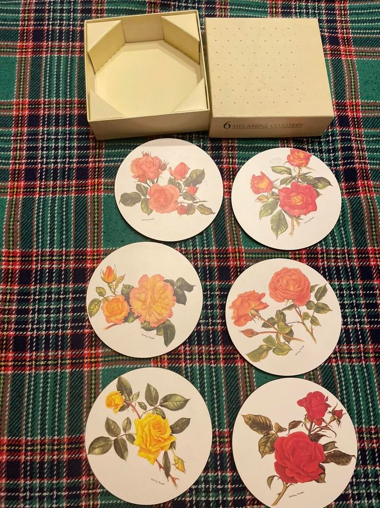 Melamine onderzetters met rozen 6 stuks, Ophalen of Verzenden, Zo goed als nieuw