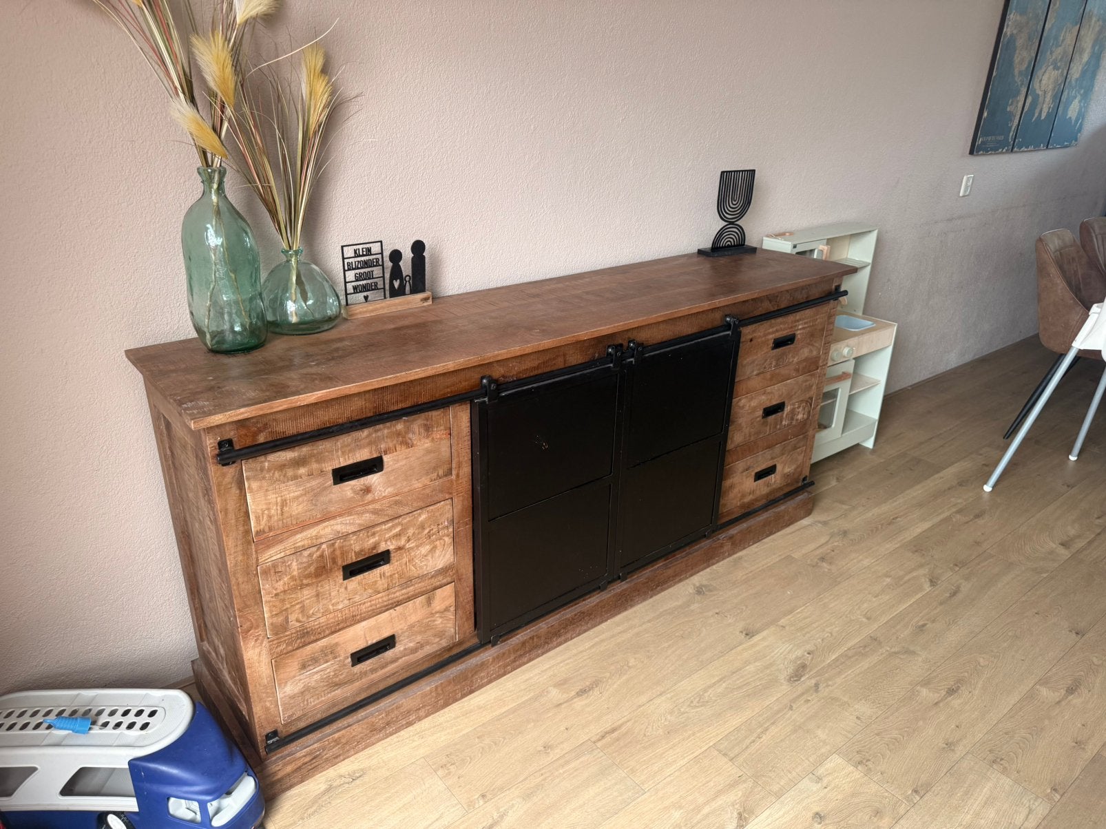 Dressoir mangohout kast, Huis en Inrichting, Kasten | Dressoirs, Ophalen, Zo goed als nieuw, 25 tot 50 cm, 150 tot 200 cm