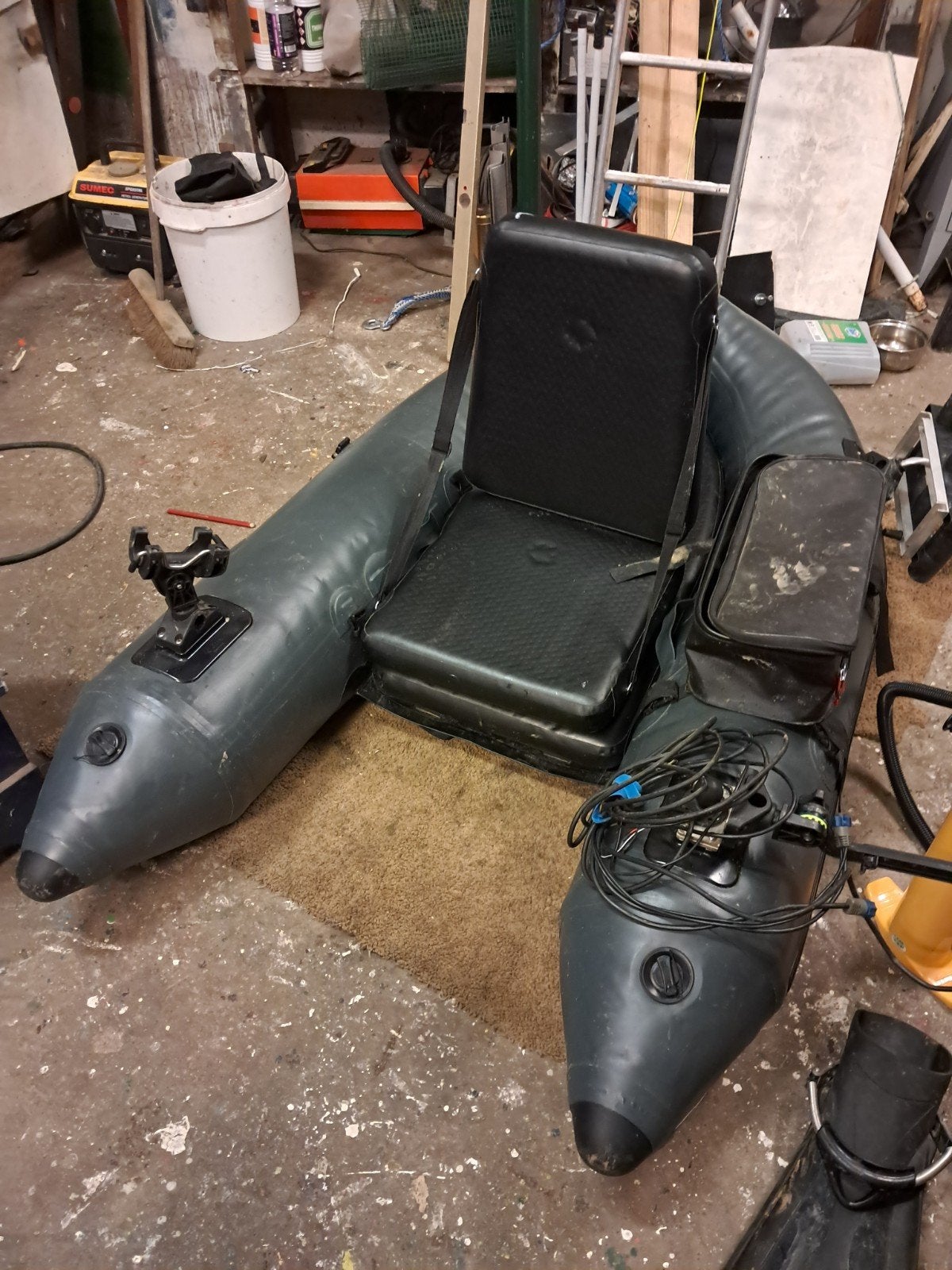 12bb stealth belly boot, Ophalen of Verzenden, Zo goed als nieuw