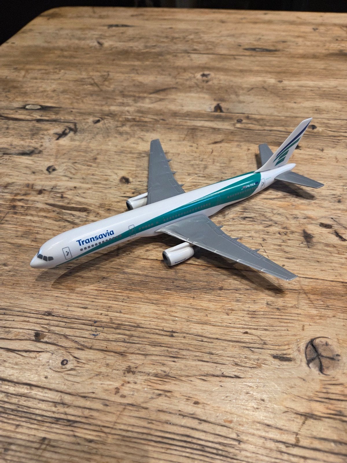 Transavia Boeing 737-800 schaalmodel PH-TKA, Ophalen of Verzenden, Zo goed als nieuw, Overige merken