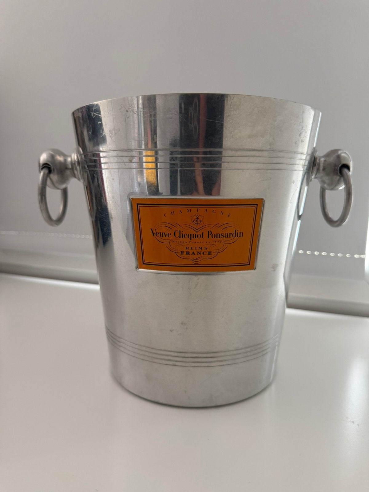 Veuve Clicquot wijnkoeler champagnekoeler ijsemmer, Ophalen of Verzenden, Zo goed als nieuw, Minder dan 5 flessen