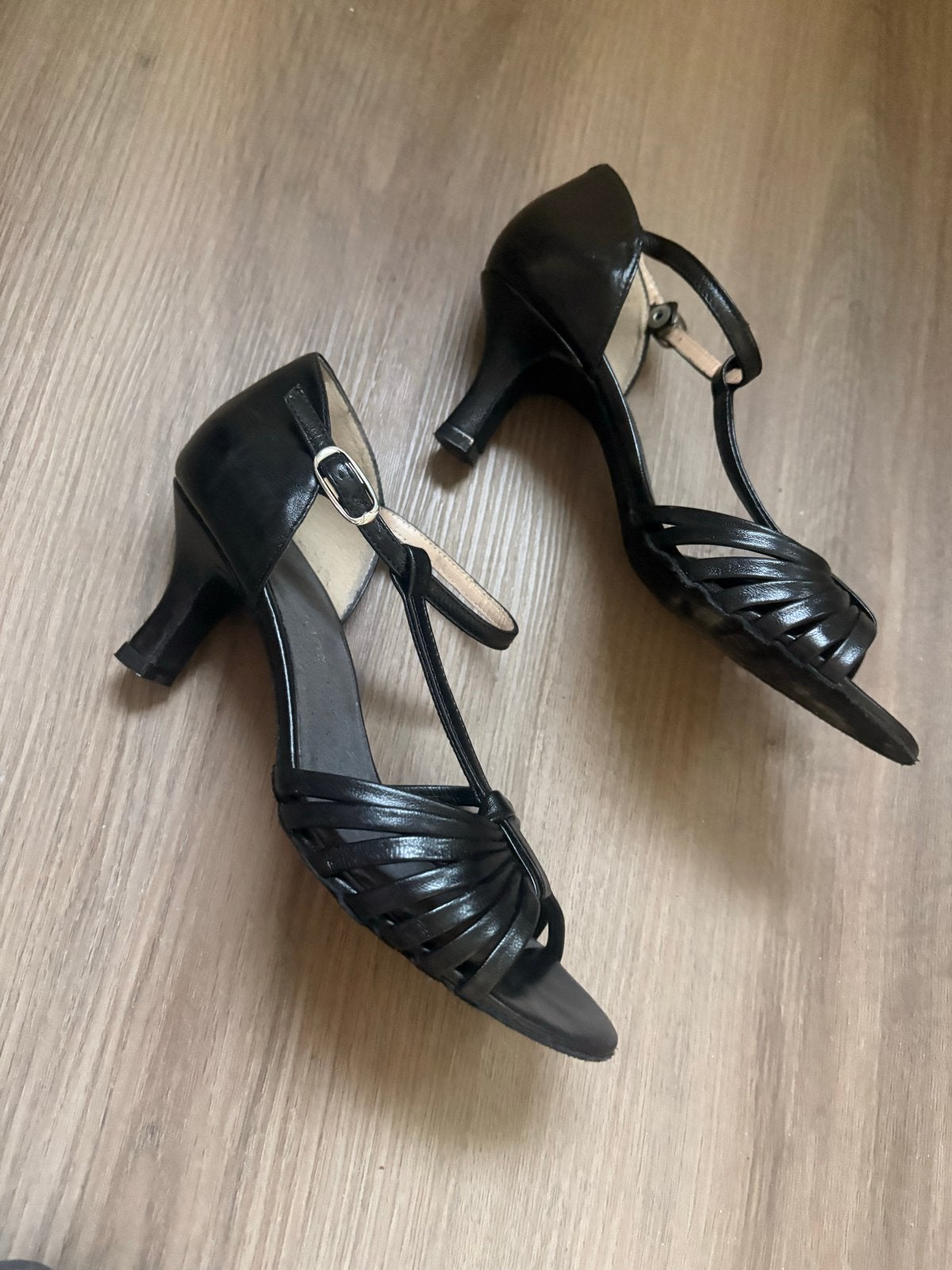 Zwarte Dansschoenen Maat 35.5 - Comfortabel en Stijlvol, Kleding | Dames, Schoenen, Ophalen of Verzenden, Gedragen, Zwart, Dansschoenen