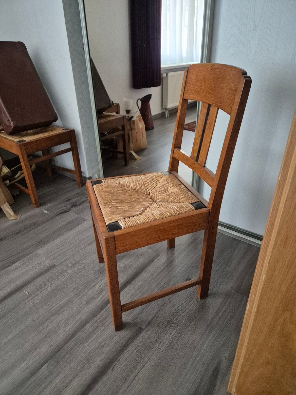 Eikenhouten eetkamerstoel met biezen zitting, Antiek en Kunst, Ophalen