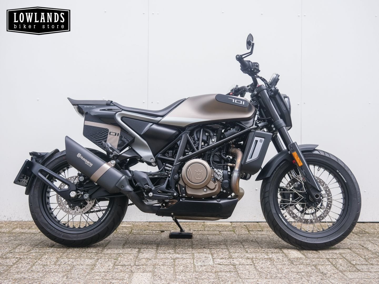 HUSQVARNA SVARTPILEN 701 (bj 2019), 693 cc, Motorrijbewijs A, Bedrijf, Onbekend