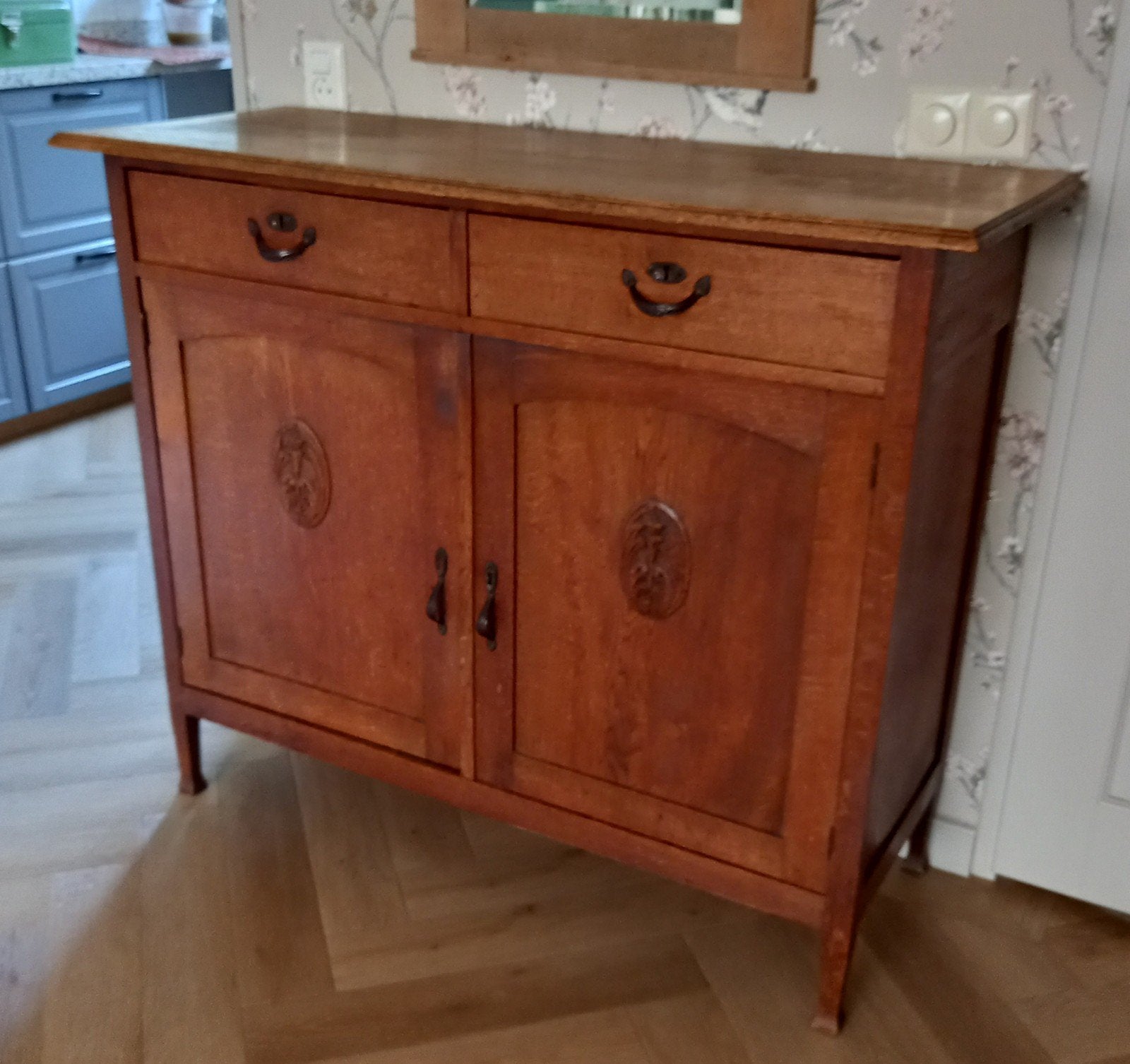 Antiek eiken dressoir met 2 lades en 2 deuren, Antiek en Kunst, Ophalen
