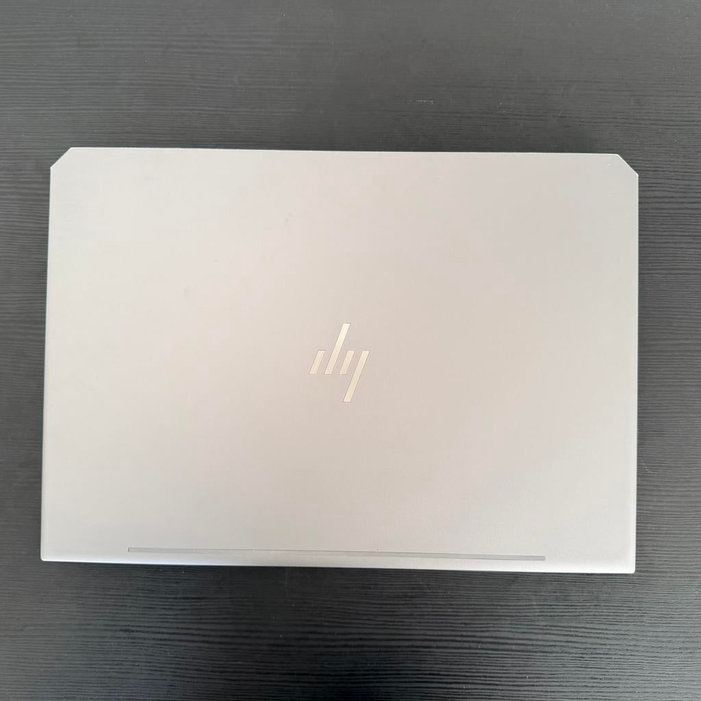 HP ZBook Studio - i7 Generatie 8 - NVIDIA Quadro P1000, Computers en Software, Windows Laptops, 256 GB, Met videokaart, 2 tot 3 Ghz