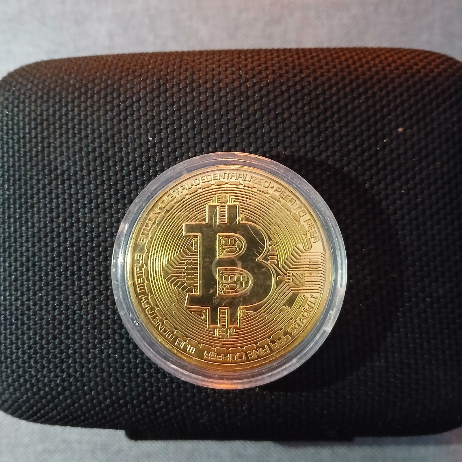 Gouden Bitcoin Fysieke Munt - Decoratief Item, Ophalen of Verzenden, Overige typen