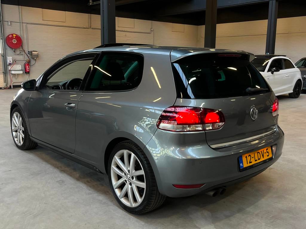 Volkswagen Golf 1.4 TSI Highline Dakraam/Xenon/Trekhaak, Auto's, Volkswagen, Voorwielaandrijving, Euro 5, 4 cilinders, 1246 kg