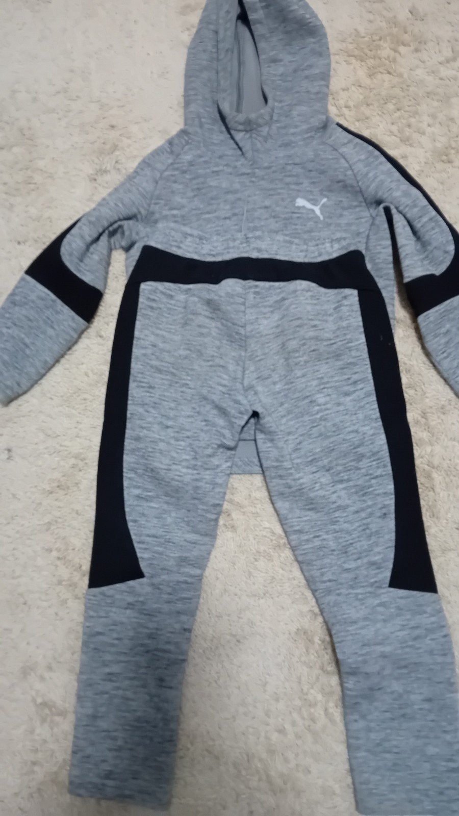 Puma trainingspak maat 128 voor jongens, Kinderen en Baby's, Kinderkleding | Maat 128, Zo goed als nieuw, Jongen, Setje, Ophalen of Verzenden
