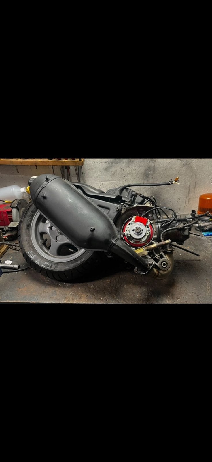 Piaggio hexagon blok met papieren, Ophalen, Zo goed als nieuw, Tweetakt, Overige modellen