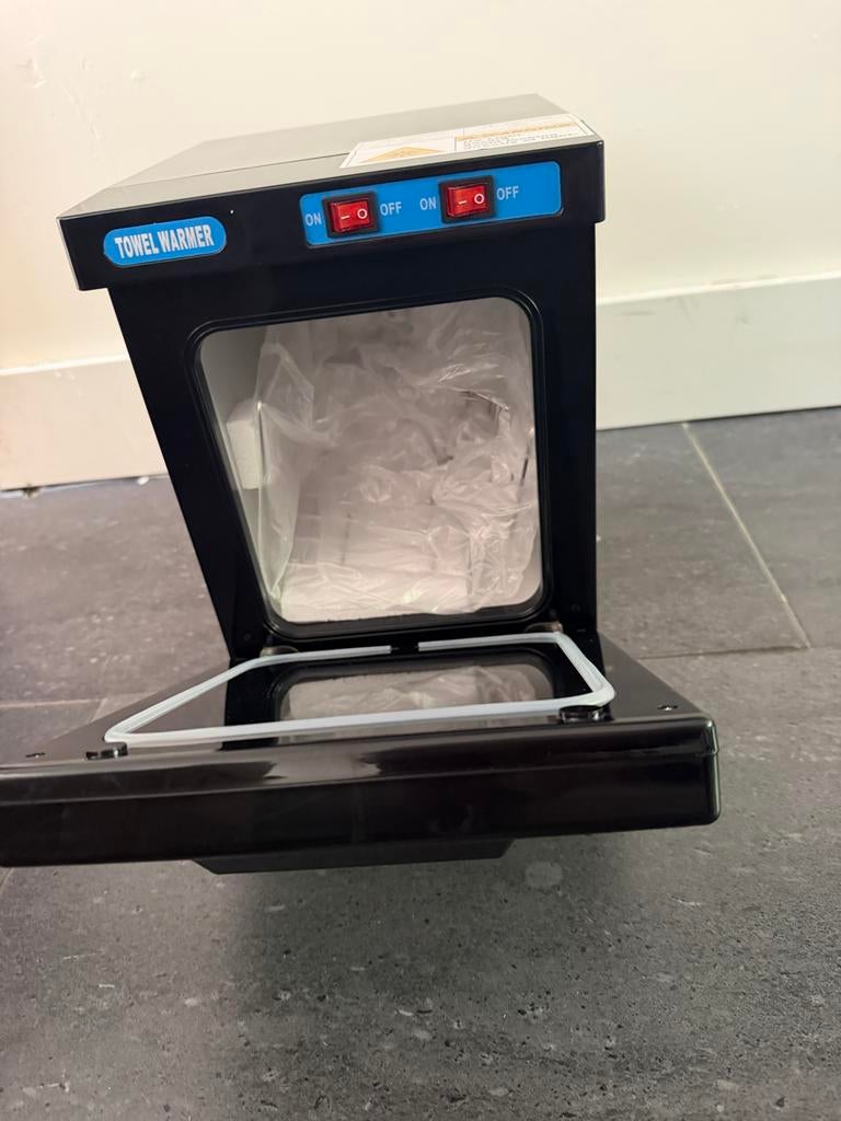 Compacte Handdoekwarmer - Ideaal voor Spa & Salon, Ophalen of Verzenden, Nieuw, Overige typen