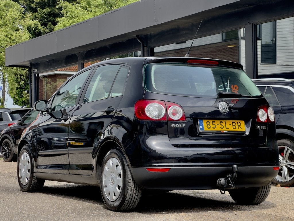 Volkswagen Golf Plus 1.6 FSI COMFORTLINE. 5DRS AIRCO NETTE S, Metallic lak, Gebruikt, 4 cilinders, 116 pk