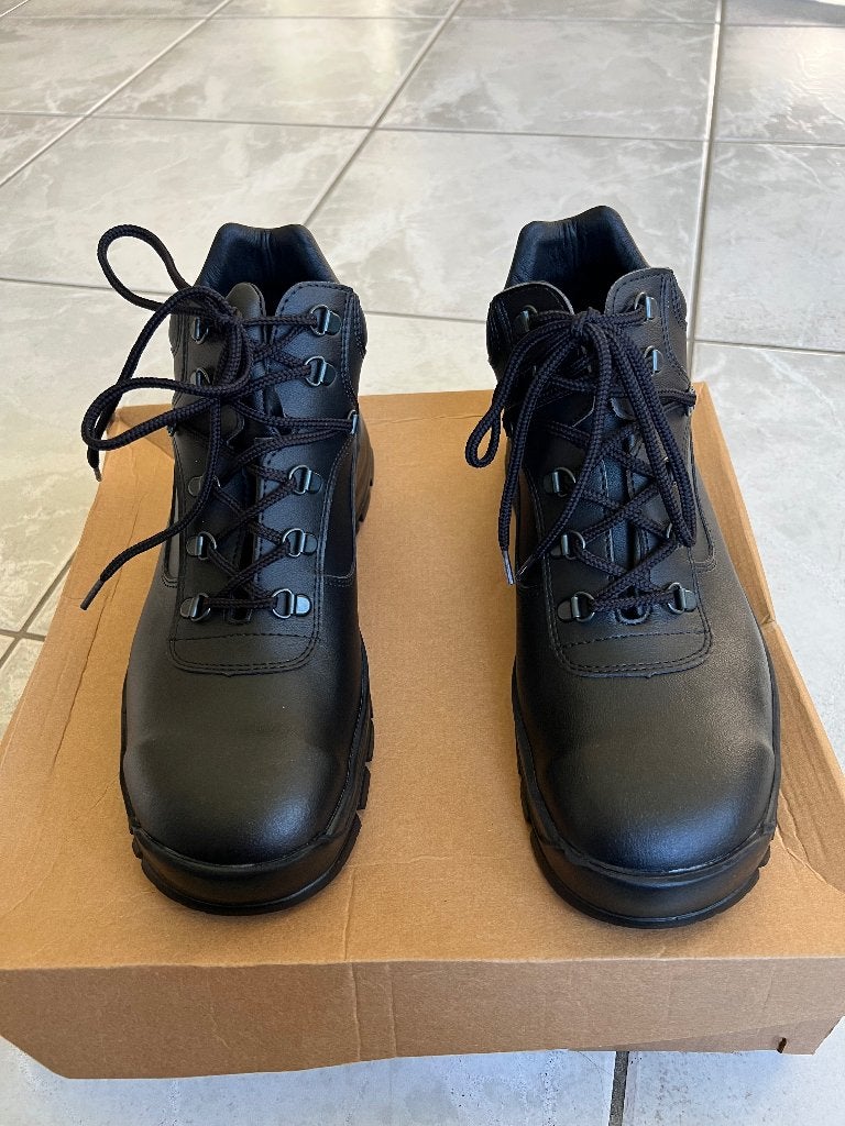 Nieuw paar Neskrid Model 3 werkschoenen maat 44M., Verzenden, Zwart, Nieuw, Neskrid