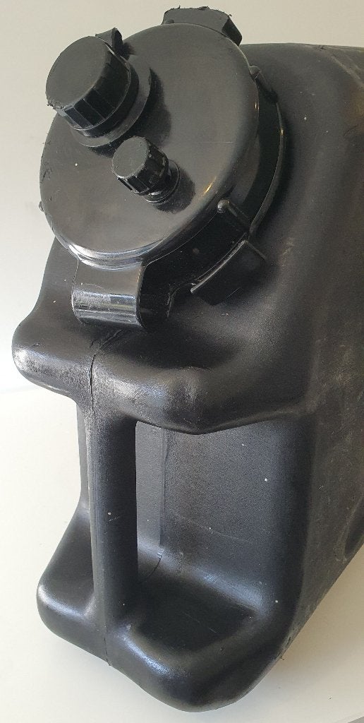 Foto 6 van NL Leger 20 L. Water Jerrycan Camper Caravan Tent Noodpakket