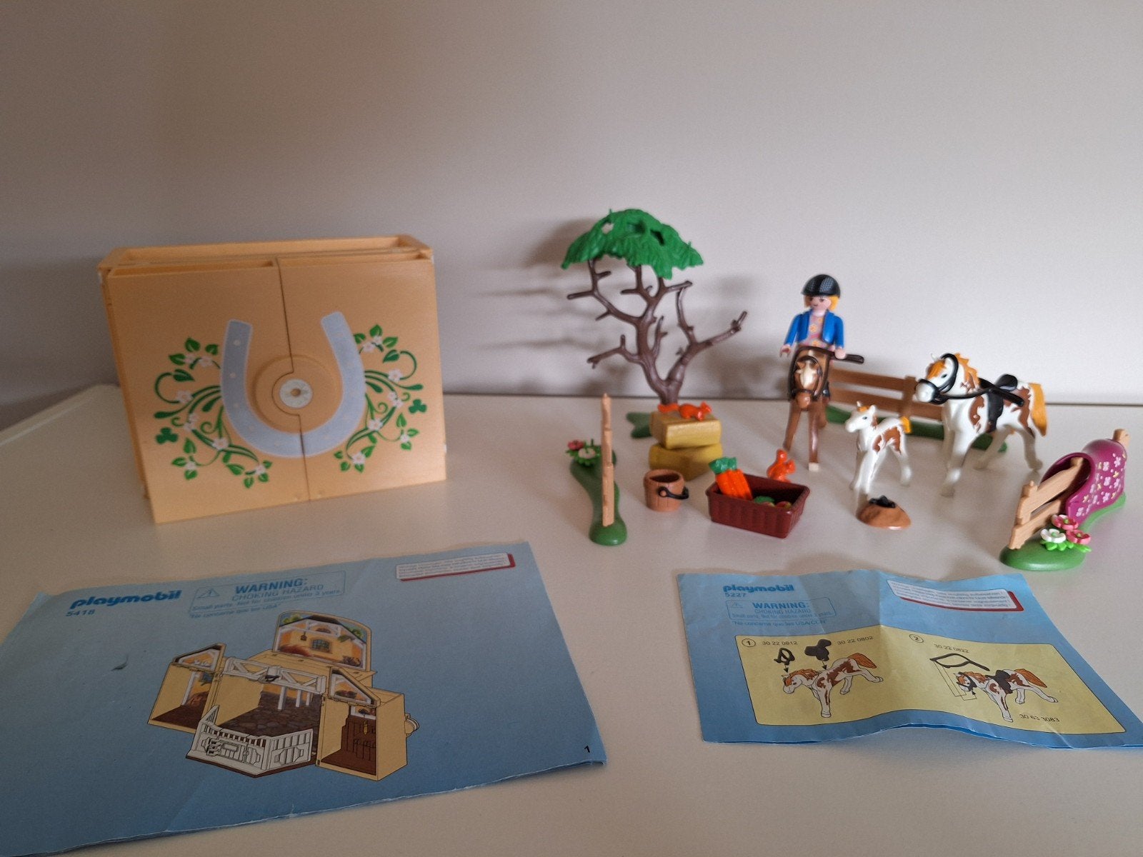 Playmobil Paardenstal en wei 5418+5227, Ophalen of Verzenden, Gebruikt, Complete set