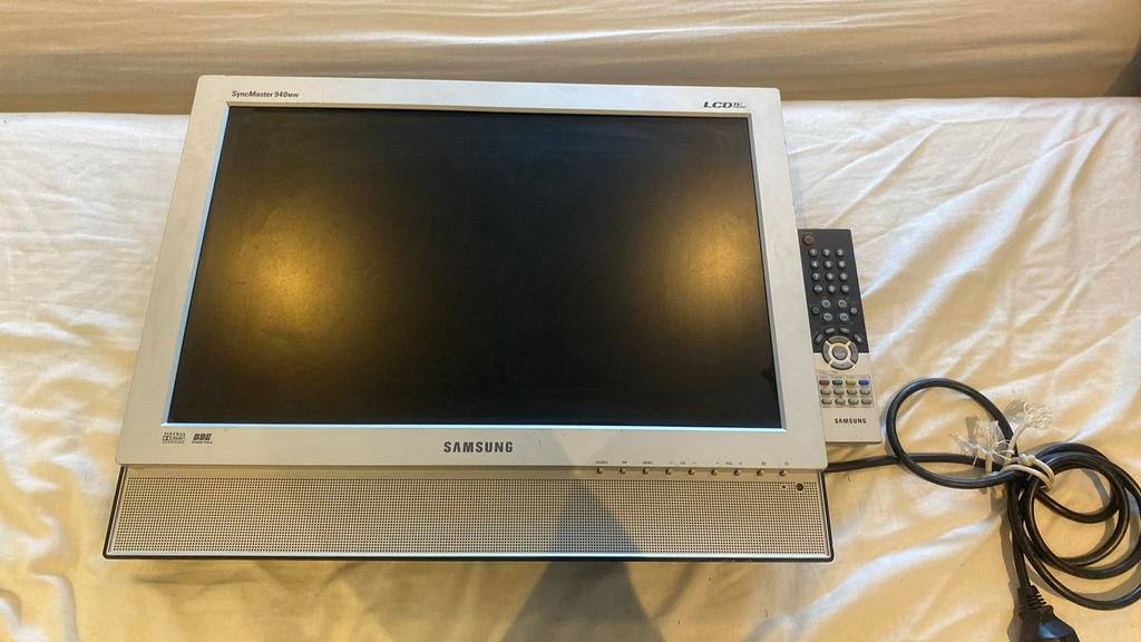 LCD tv modum samsung, Computers en Software, Monitoren, Ophalen, Zo goed als nieuw, 60 Hz of minder, LED