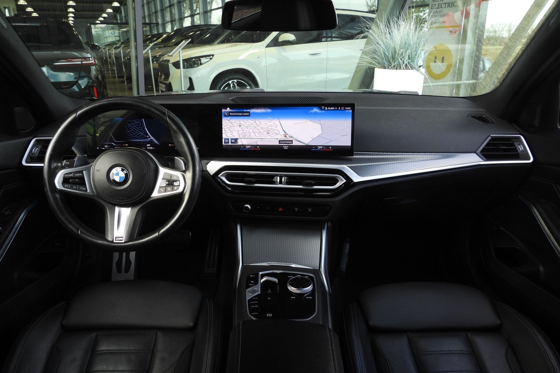 BMW 3 Serie Touring 320i M Sport Automaat / Sportstoelen / M, 4 cilinders, Met garantie (alle), 93 €/maand, 3-Serie