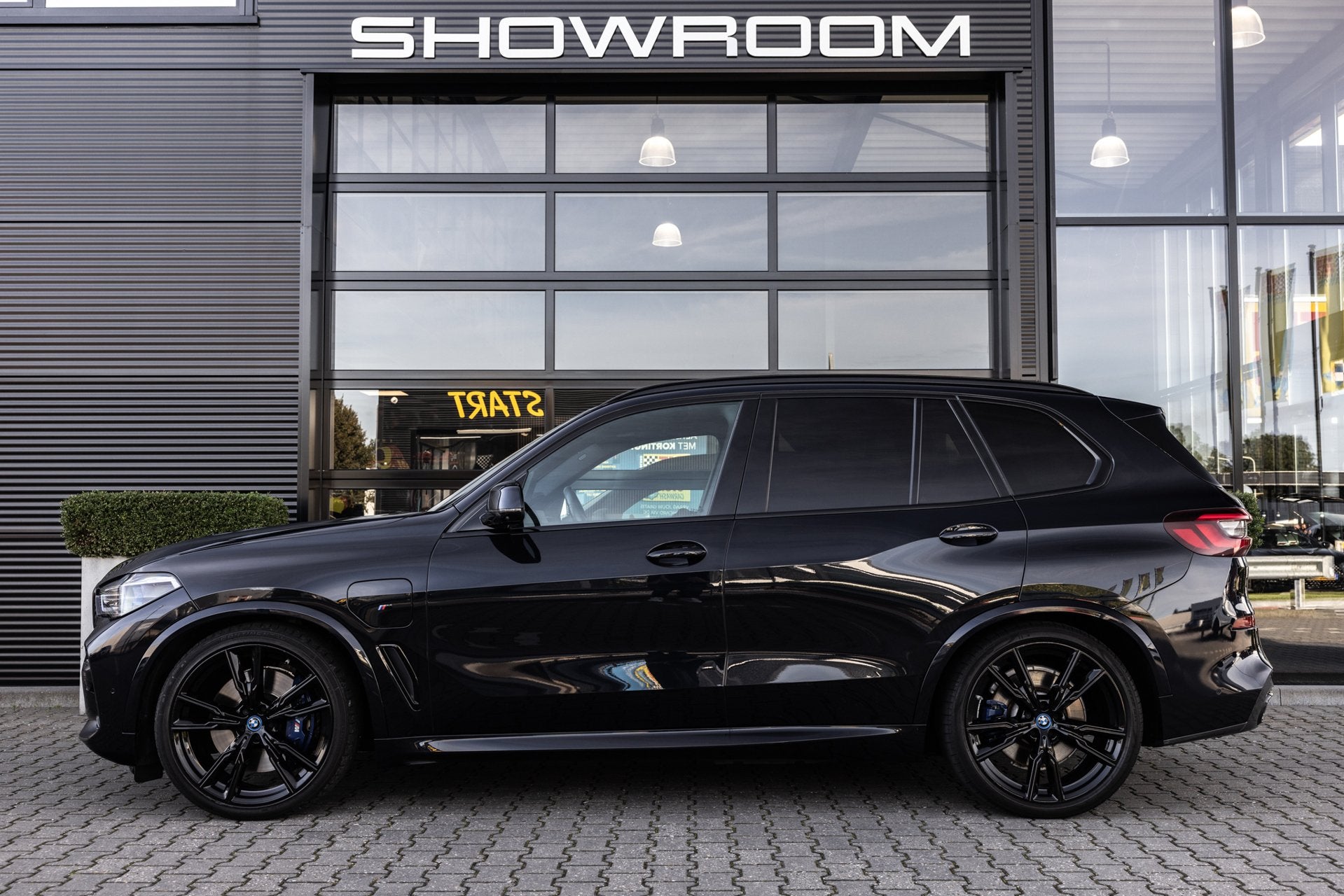 BMW X5 XDrive45e M-Sport, Pano, ACC, Laser, Stoelventilatie,, Dealer onderhouden, Gebruikt, Zwart, Vierwielaandrijving